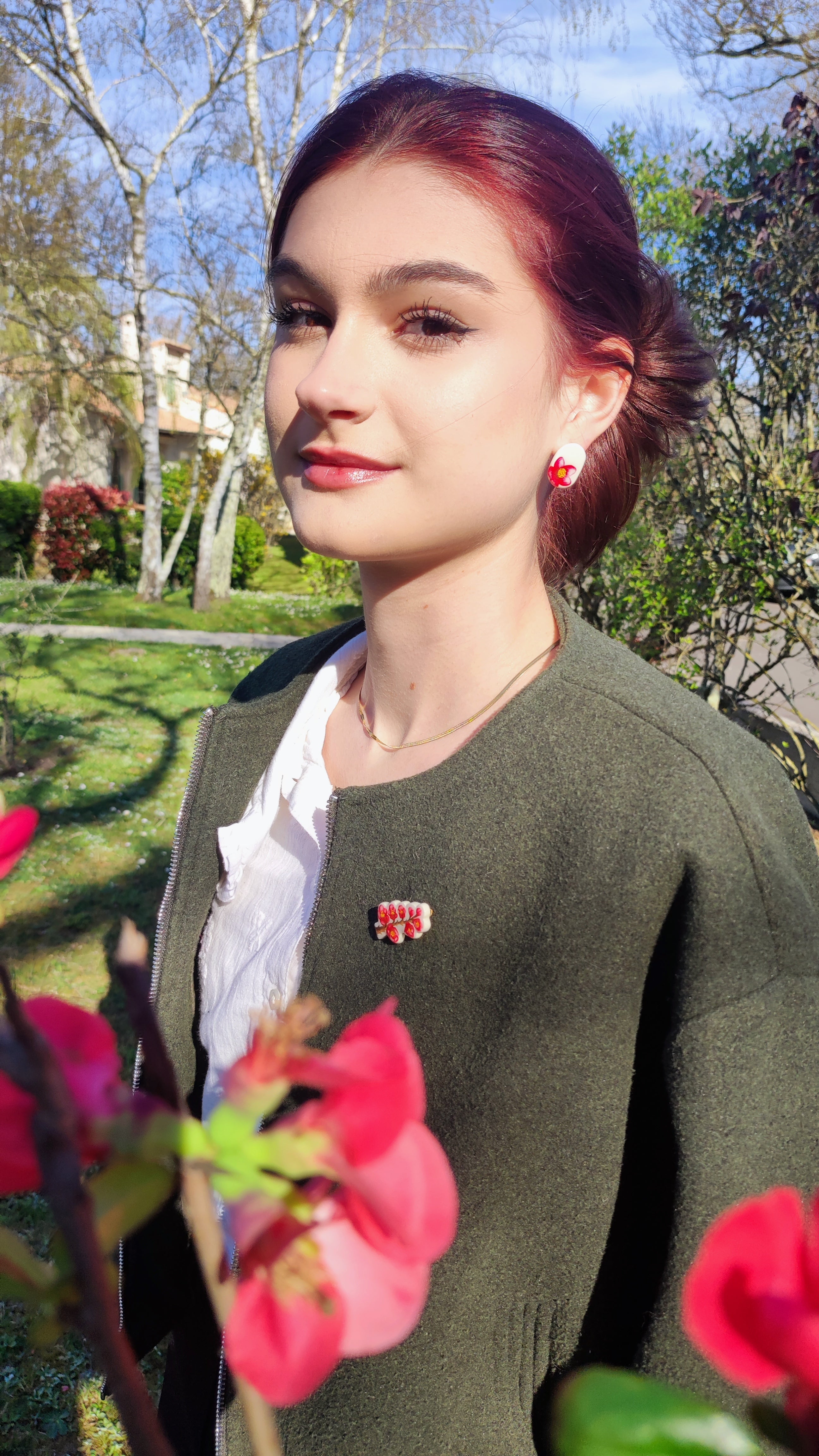 Broche Kusa