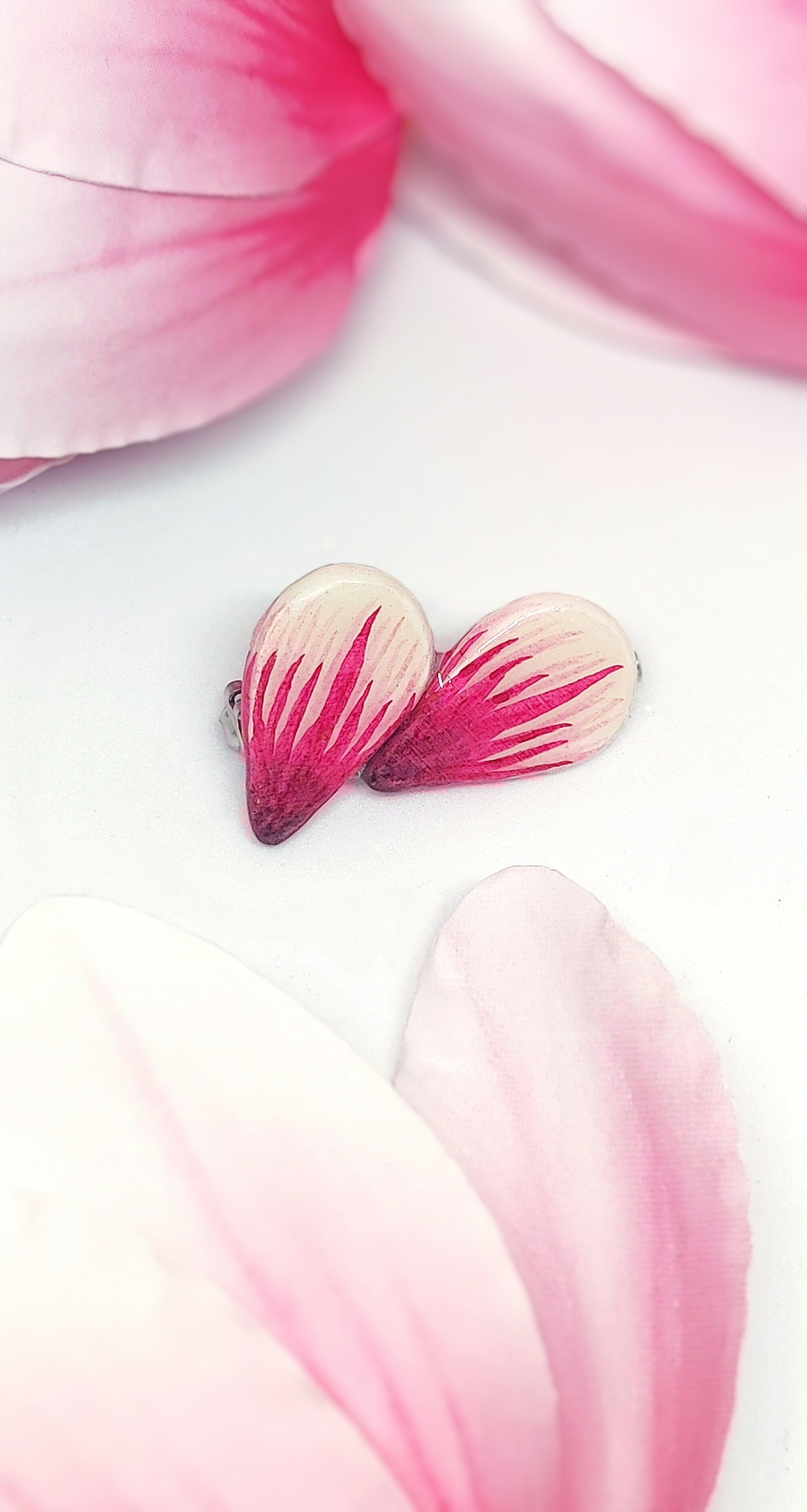 Broche Tépale